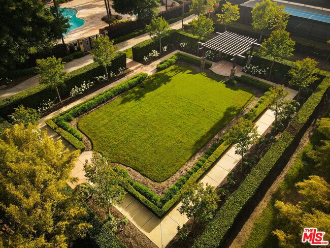 Building Photo - 24130 Tango Dr