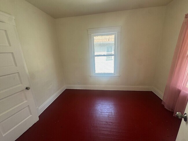 Building Photo - 14012 Scioto Ave
