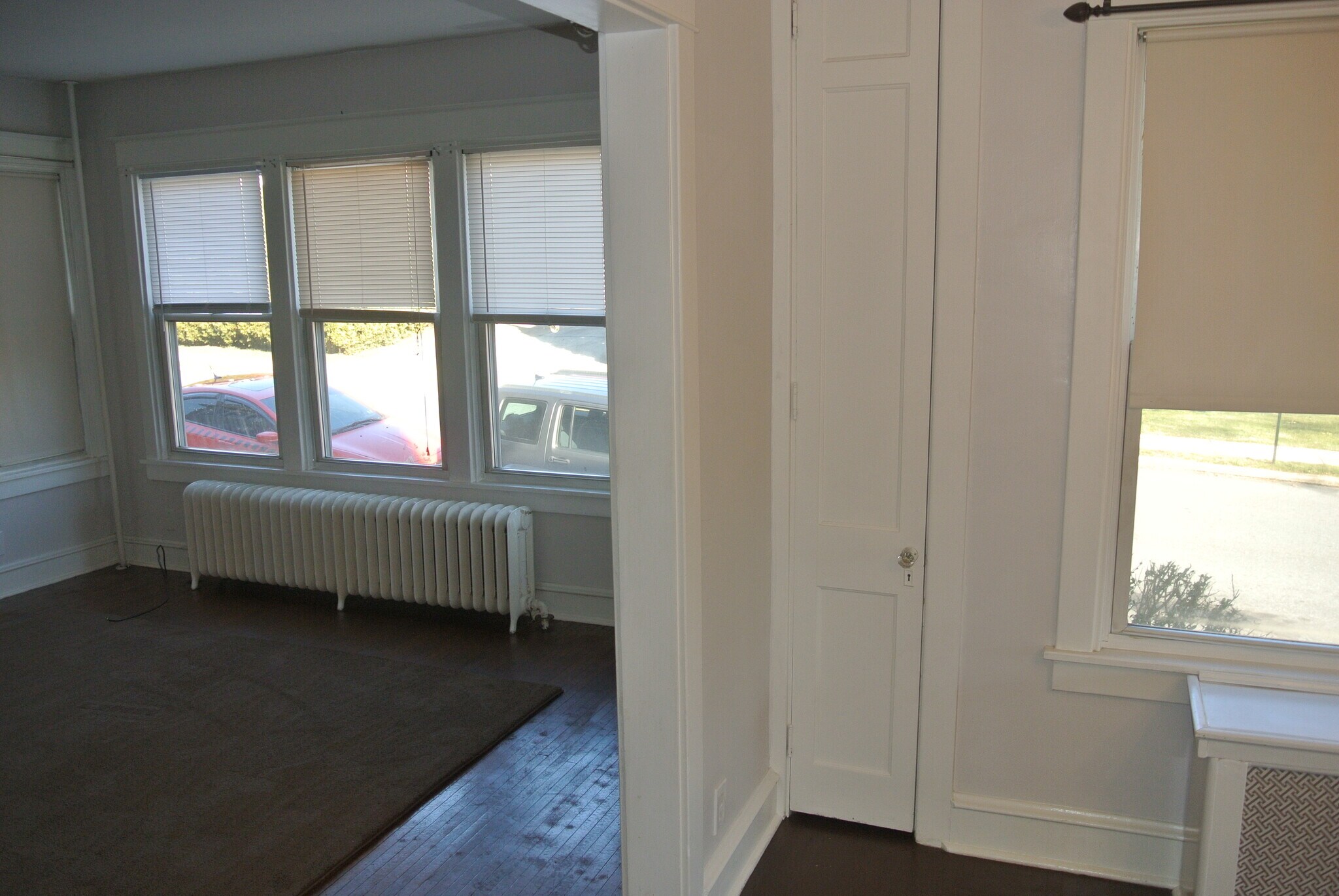 Building Photo - 328 High Street