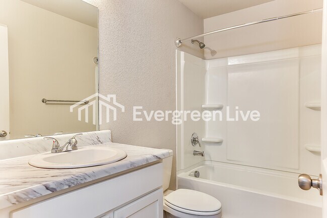 Building Photo - 22 Erwin Dr