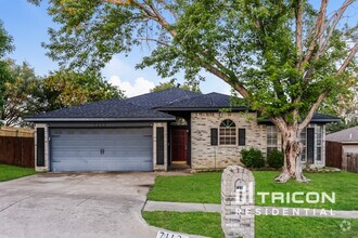 Building Photo - 7113 Stonegate Dr