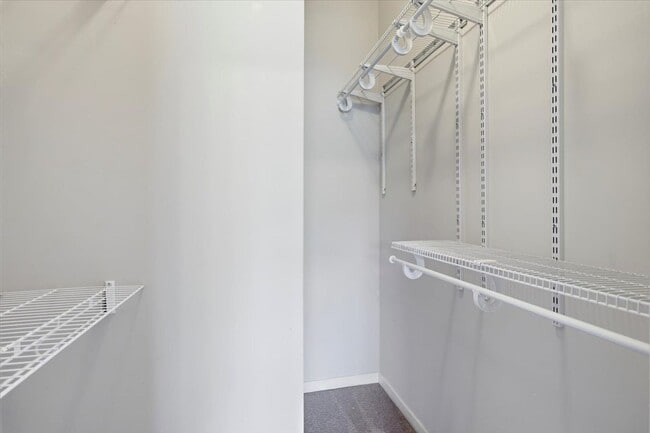 Building Photo - Charming Brandon Home for Rent