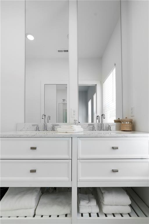 Building Photo - 217 Arnold Mill Rd