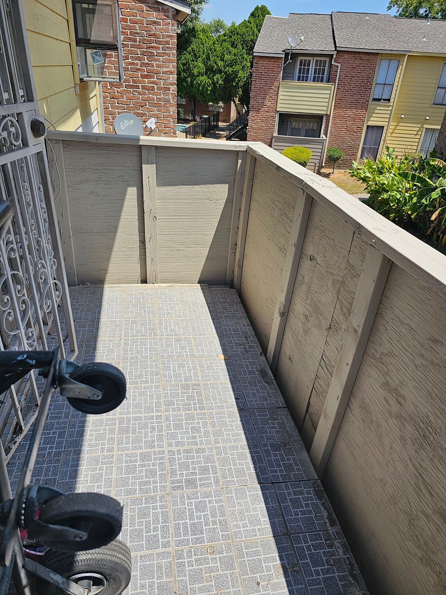 Building Photo - 10603 S Wilcrest Dr