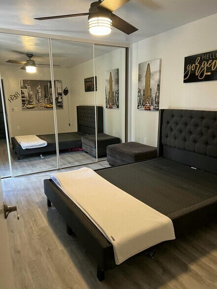 Building Photo - 2101 21st Ln