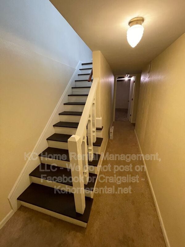 Building Photo - 209 Woodbridge Ln