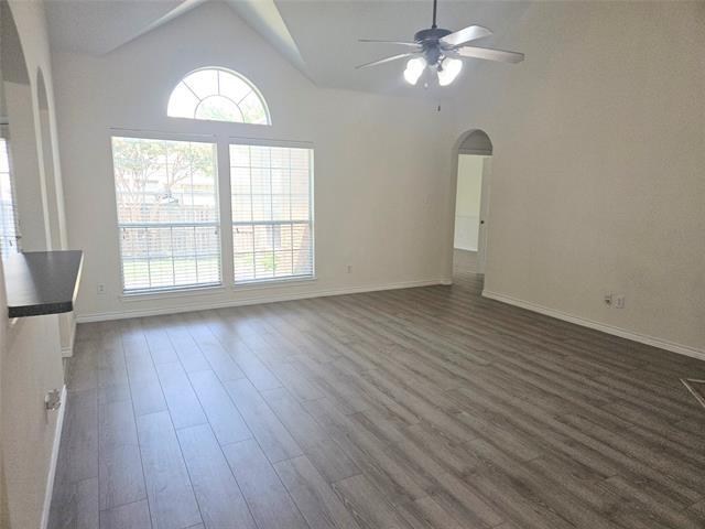 Building Photo - 4921 Giordano Way