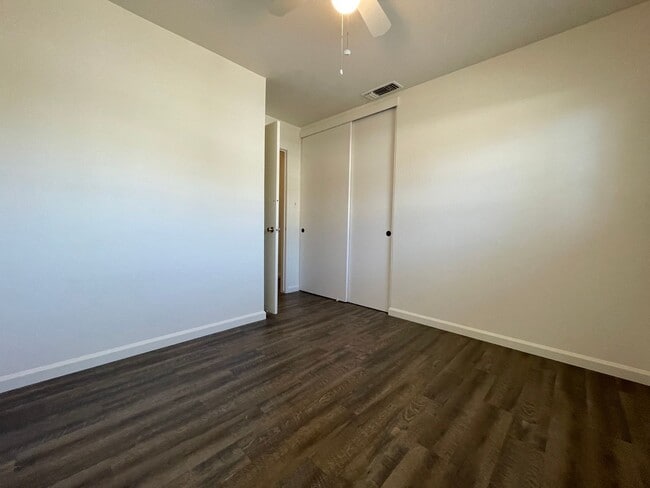 Building Photo - Charming 3-Bedroom Home in Prime Roseville...