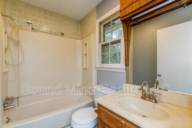 Building Photo - 1009 Springview Trail