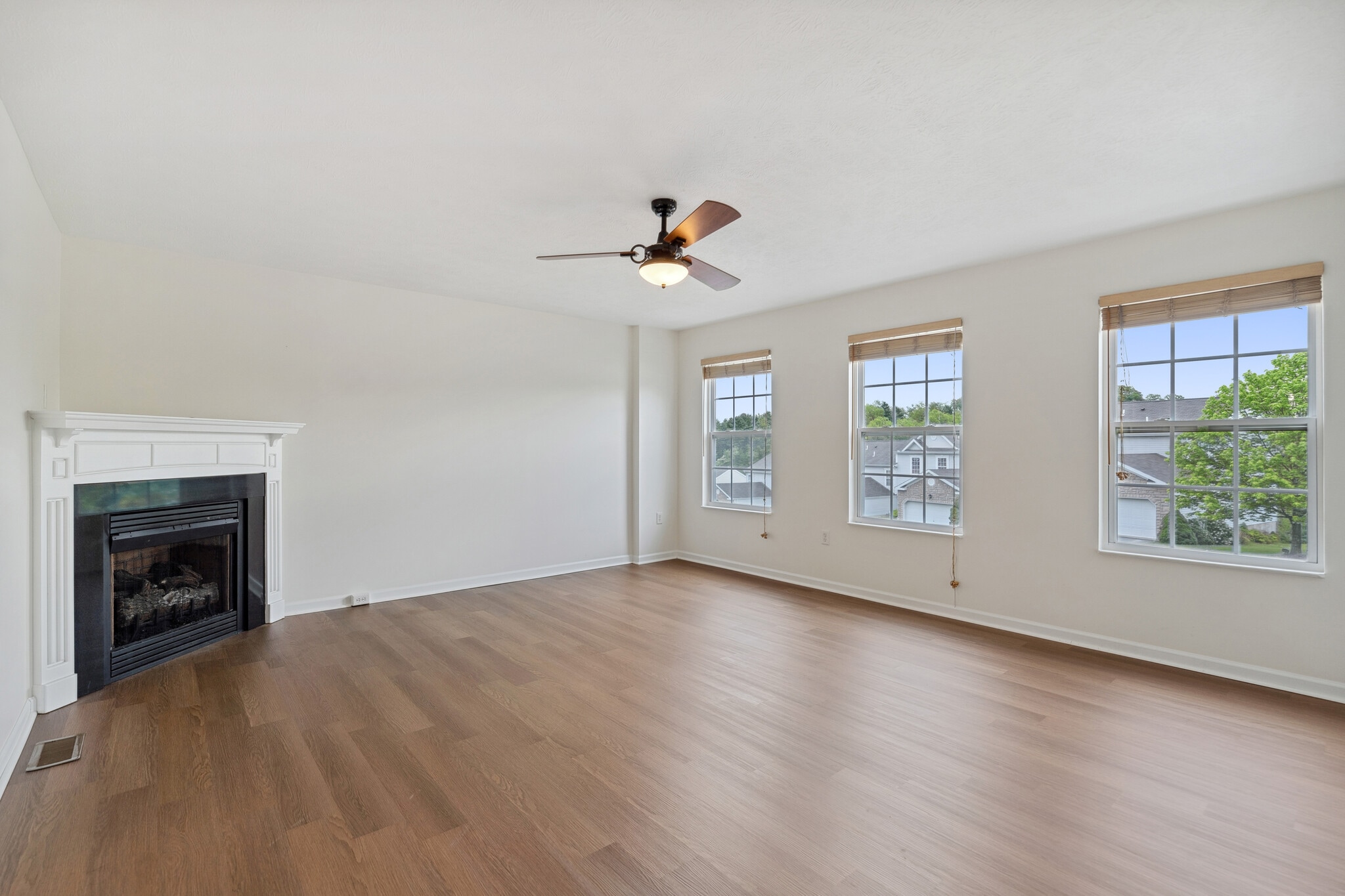 Building Photo - 1228 Gneiss Dr