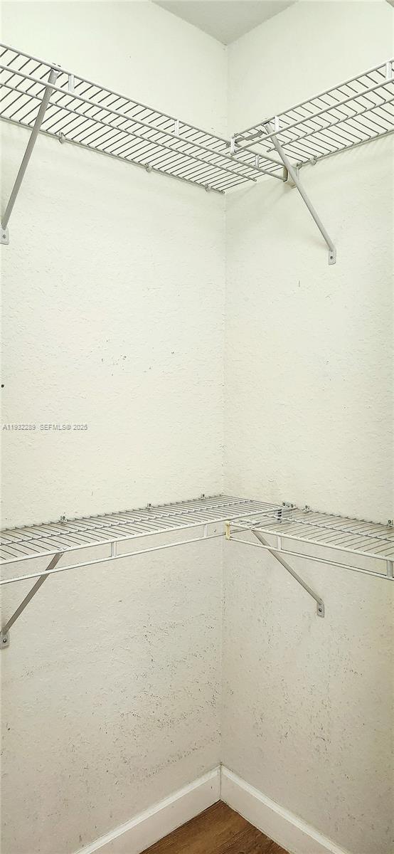 Building Photo - 3350 NE 13th Cir Dr