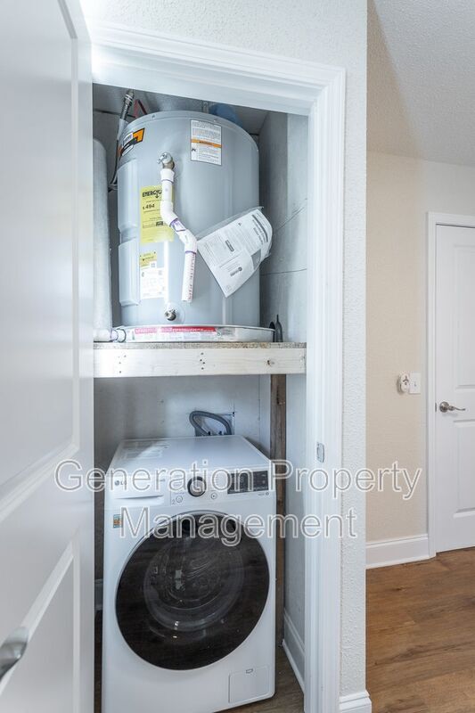 Building Photo - 1902 S Watkins St