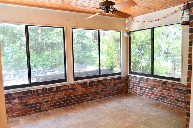 Building Photo - 308 N Salisbury Ave