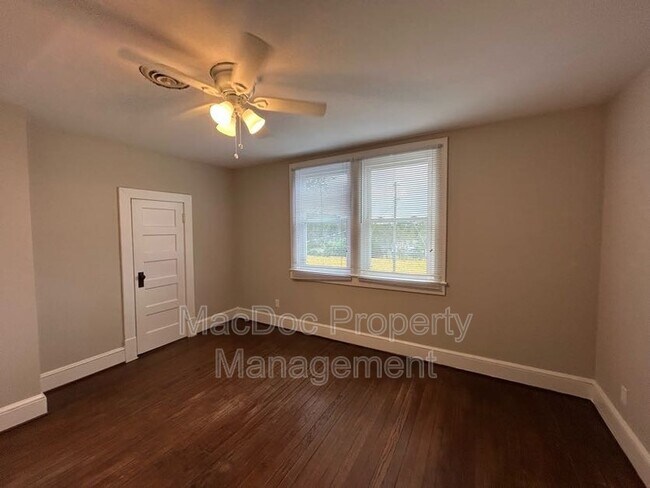 Building Photo - 15471 U.S. Rte 1