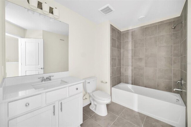 Building Photo - 1726 Delightful Dr