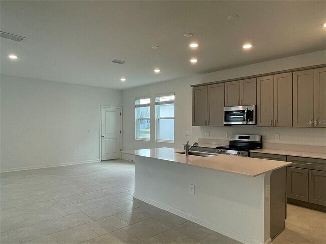 Building Photo - 2165 Sweet Honey Ln