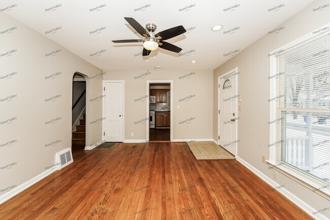 Building Photo - 2239 11th St