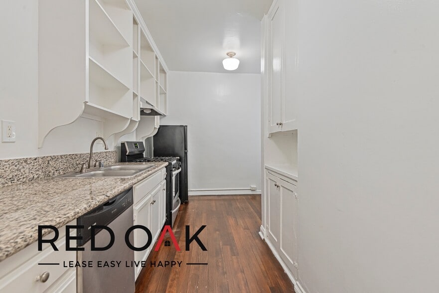 Building Photo - 1616 Normandie Ave