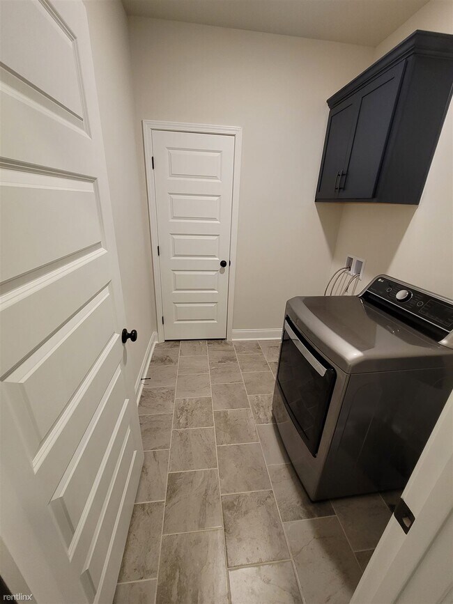 Building Photo - 4 br, 2 bath House - 138 Kambry Grove Drive