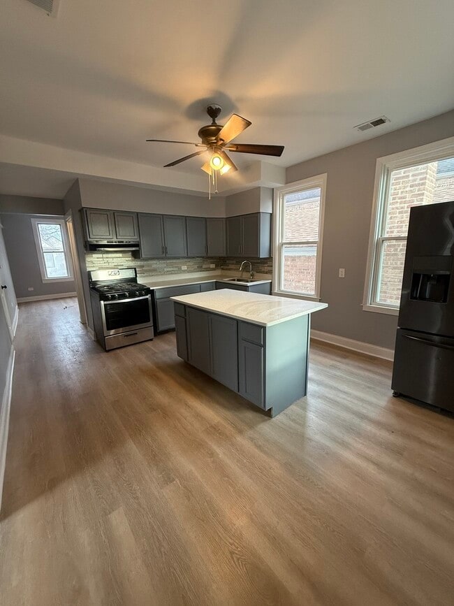 Building Photo - 1232 Wenonah Ave