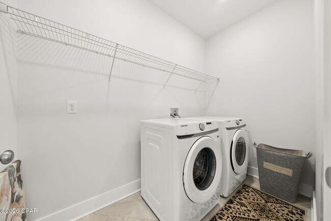 Building Photo - 2101 Kingfisher Ct