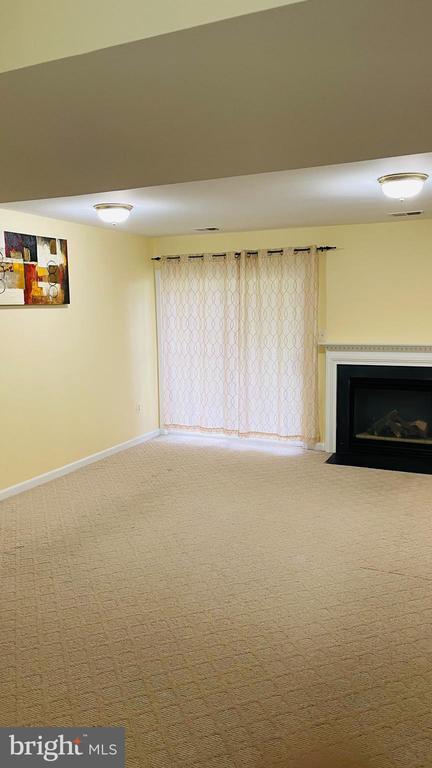 Building Photo - 13331 Misty Dawn Dr