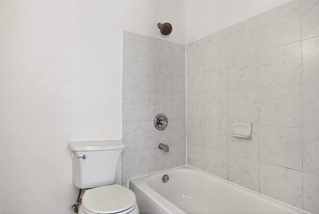 Building Photo - 6603 Conley St