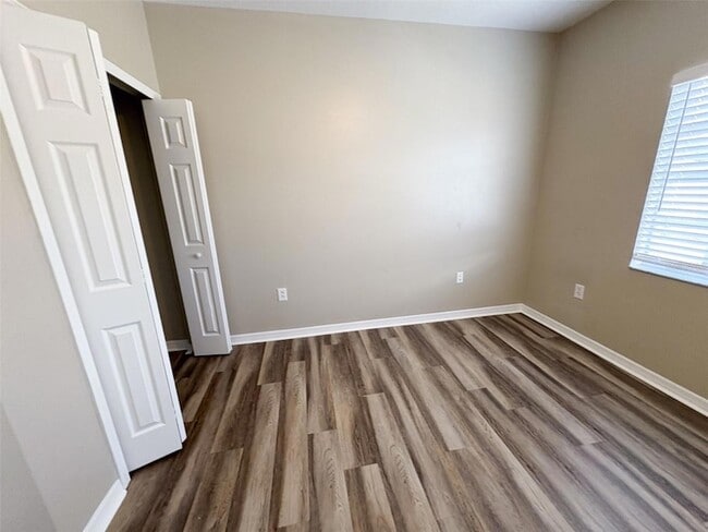 Building Photo - 6019 Portsdale Pl