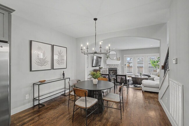 Building Photo - $4,200 per month | Fully Furnished | 3+ Month Leases Available