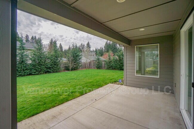 Building Photo - 15103 NE 98th Cir