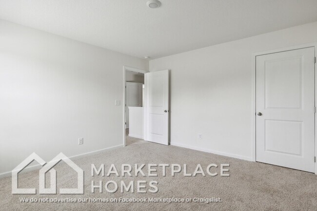 Building Photo - 1208 Cole Dr