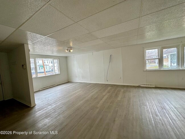 Building Photo - 6 Magnolia Ave