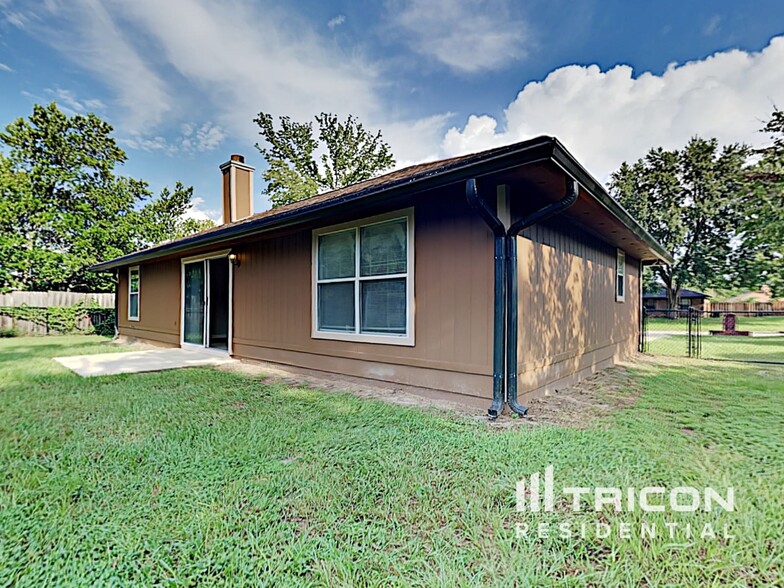 Building Photo - 3197 Ryans Ct