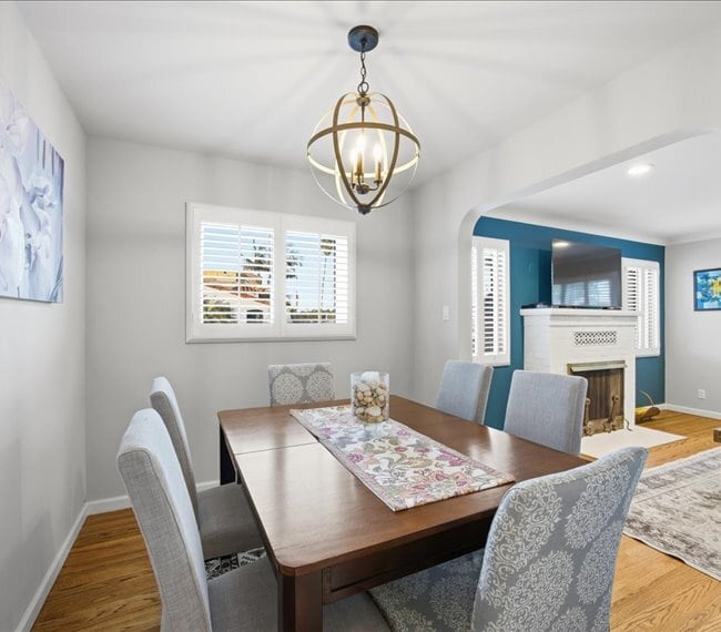 Building Photo - 1905 S Walker Ave