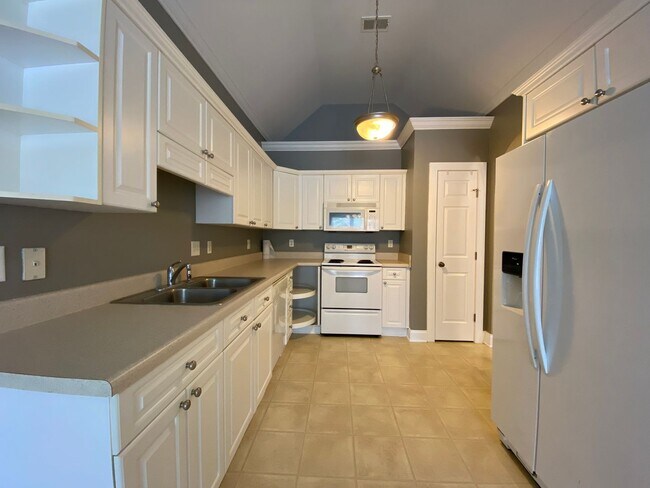 Building Photo - Home for rent in Hoover!!! View with 48 Hours Notice!