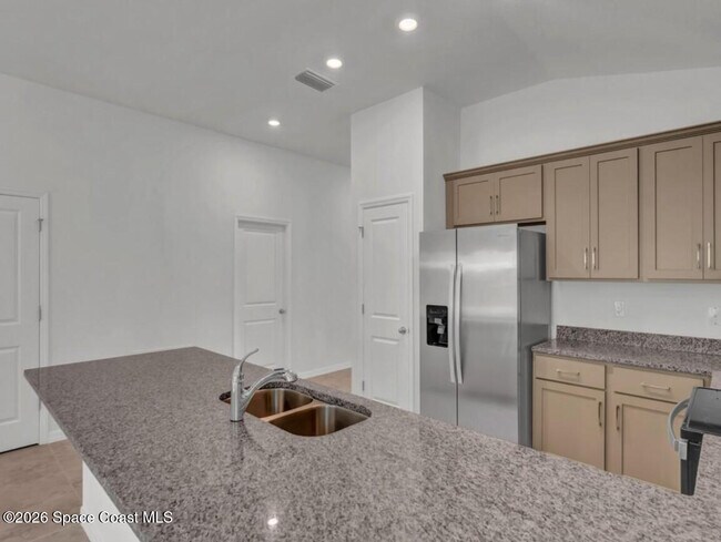 Building Photo - 2401 Jupiter Blvd SW