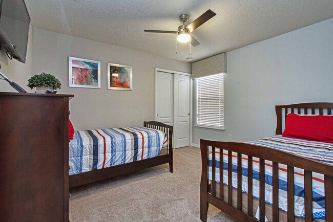 Building Photo - 2117 Malta Terrace