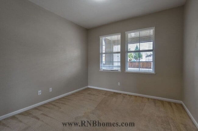 Building Photo - 4050 Aitken Dairy Rd