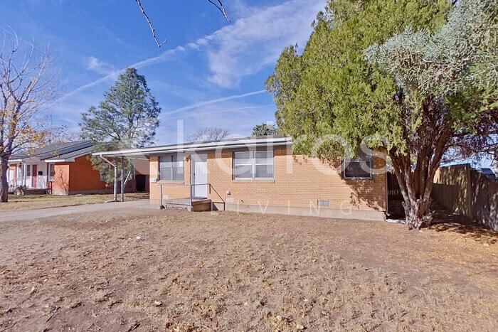 Building Photo - 4202 Andrews Ave