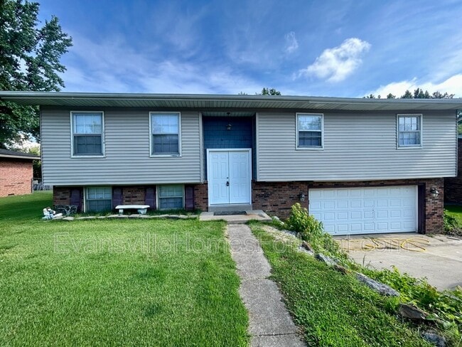 Primary Photo - 8166 Lincoln Ave