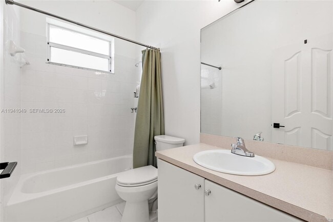 Building Photo - 2630 Dunwoodie Pl