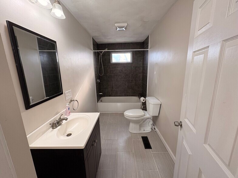 Bathroom - 347 Woonasquatucket Ave