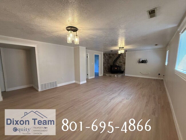 Building Photo - 646 S 150 E