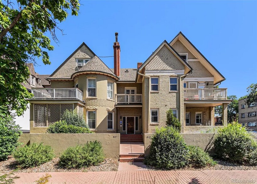 Front of Building - 813 E 14th Ave