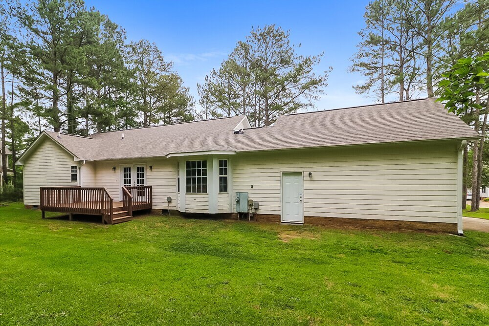 Building Photo - 6728 Oviedo Dr