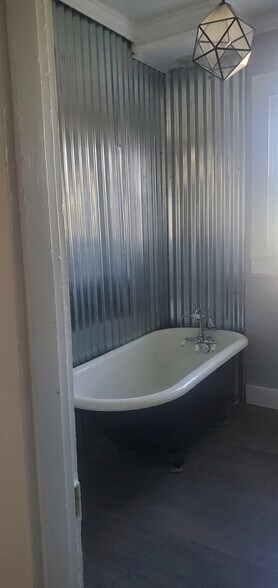Clawfoot tub & New Bathroom flooring - 131 S 7th St