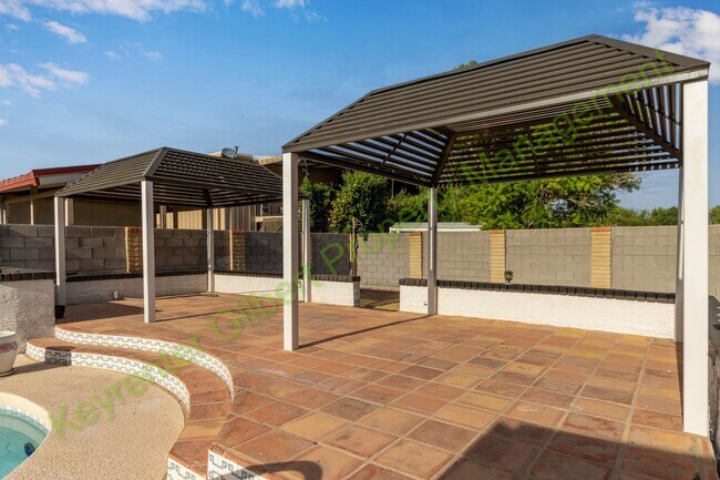 Building Photo - Beautiful Gilbert Home with Shared Pool — Perfect Location & Modern Upgrades!