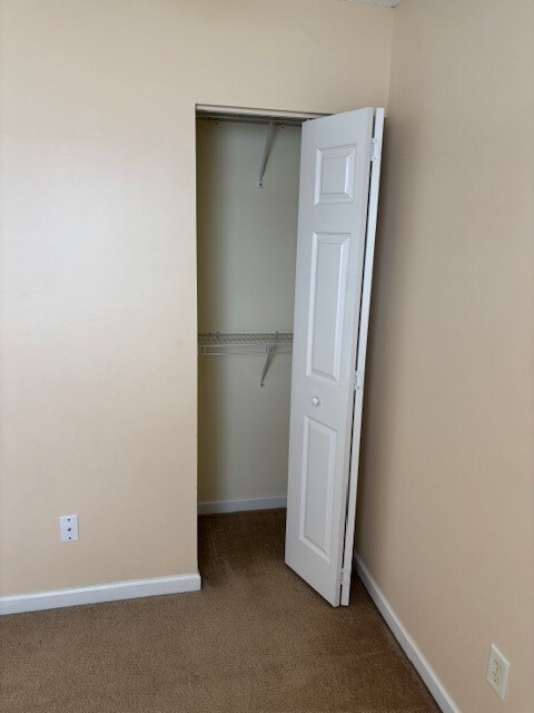 Building Photo - 1700 Polaris Dr