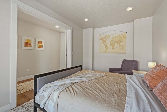 Building Photo - 2549 W Tango Creek Dr