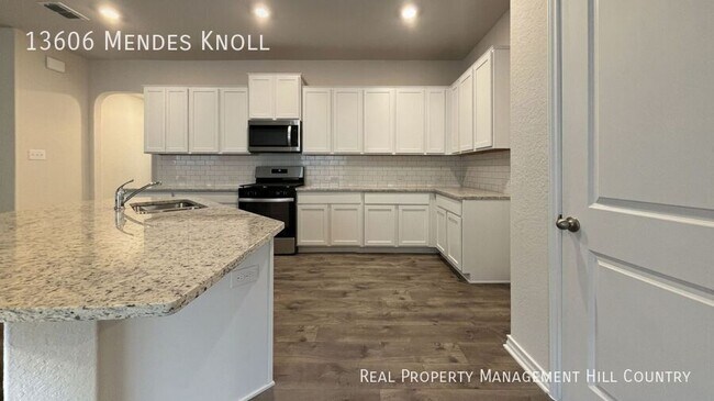 Building Photo - 13606 Mendes Knl